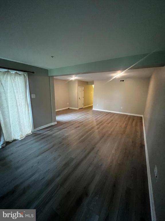 Building Photo - 141 Spencer Cir