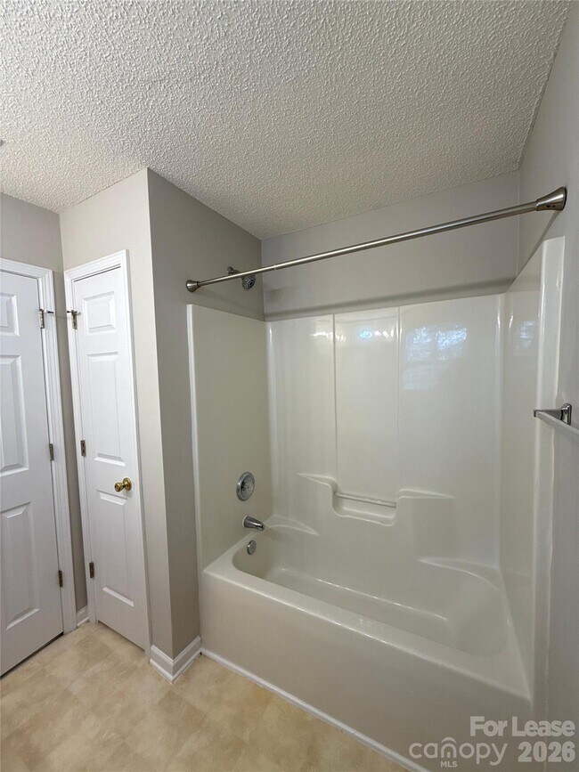 Building Photo - 12053 Bragg St