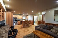 Building Photo - dschase