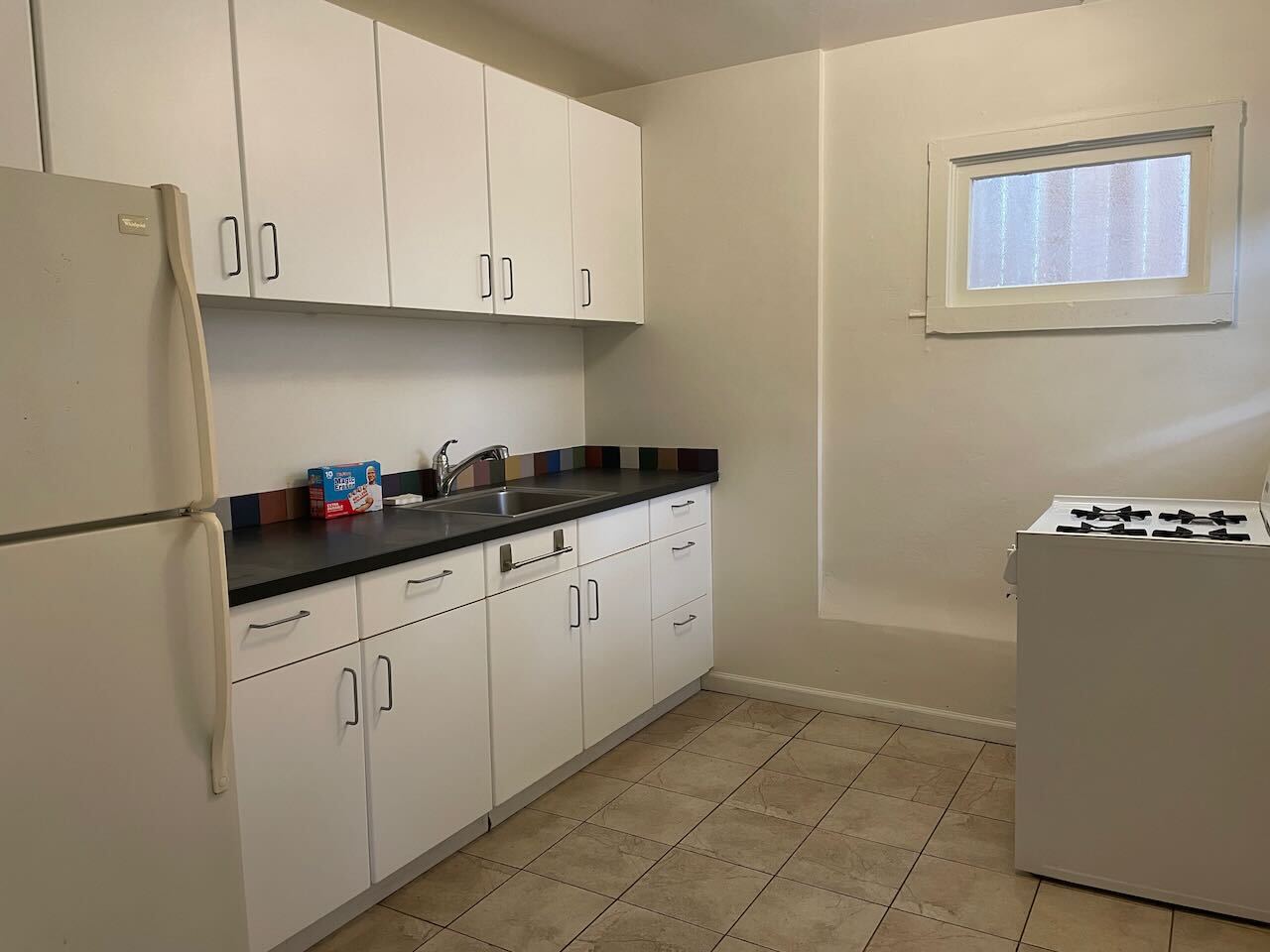 Kitchen - 2635 Broadway