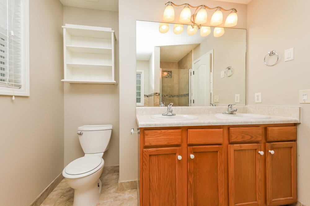 Building Photo - 7872 Newport Dr