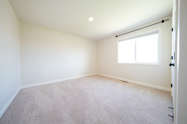 Building Photo - 17318 Encina Path