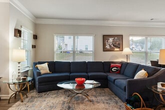 Building Photo - 1289 Towne Square Ct