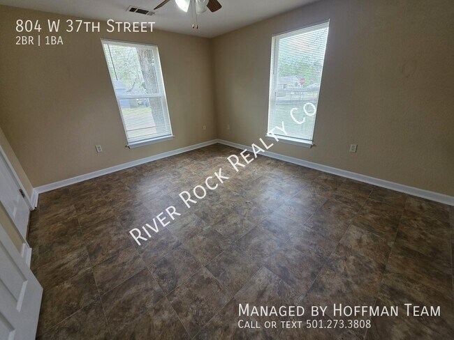 Building Photo - 804 W 37th St