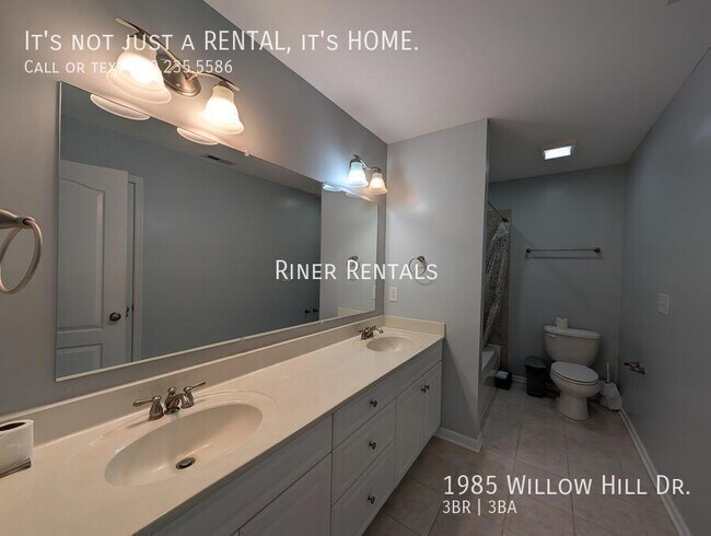 Building Photo - 1985 Willow Hill Dr