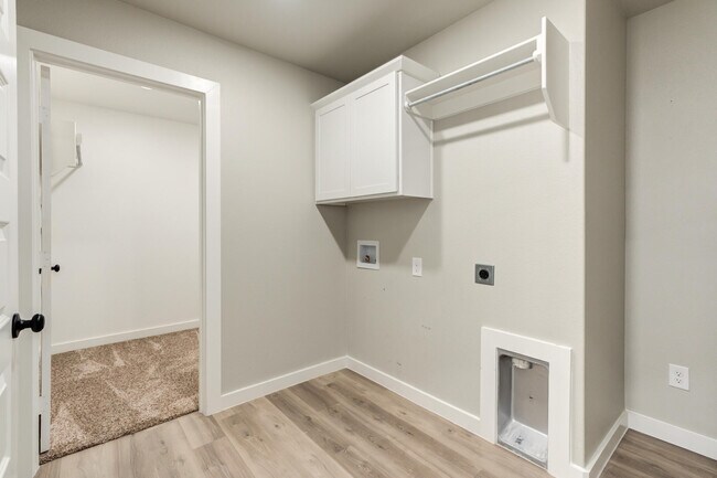 Building Photo - 1614 141st St