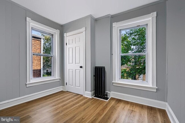 Building Photo - 309 Academy St