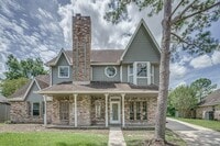 Building Photo - 2287 Woodland Springs St
