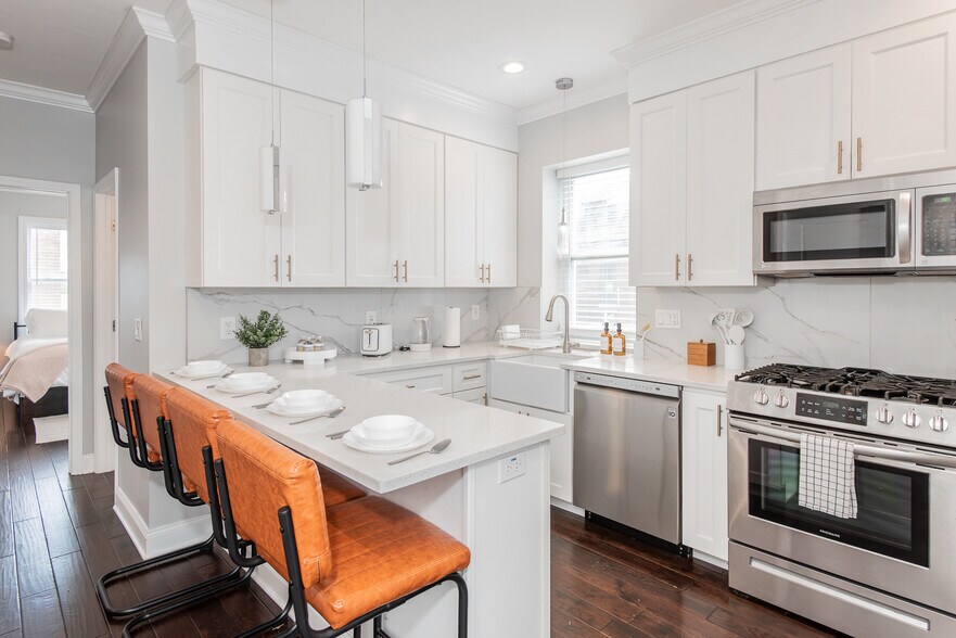 Building Photo - 2015 McNair Ave