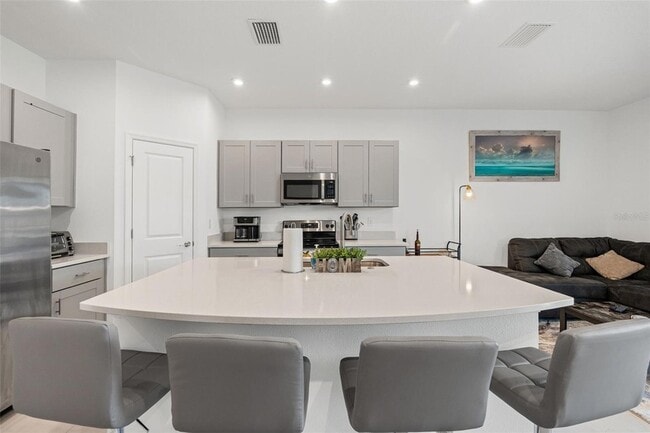 Building Photo - 5725 Haven Ter