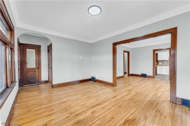 Building Photo - 4388 W 47th St