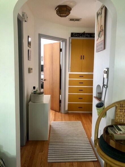 Building Photo - 3048 AMES ST