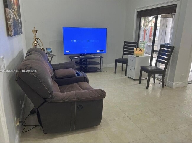 Building Photo - 1544 Springside Dr