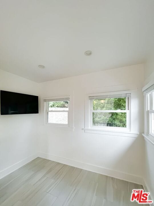 Building Photo - 1233 Ozeta Terrace