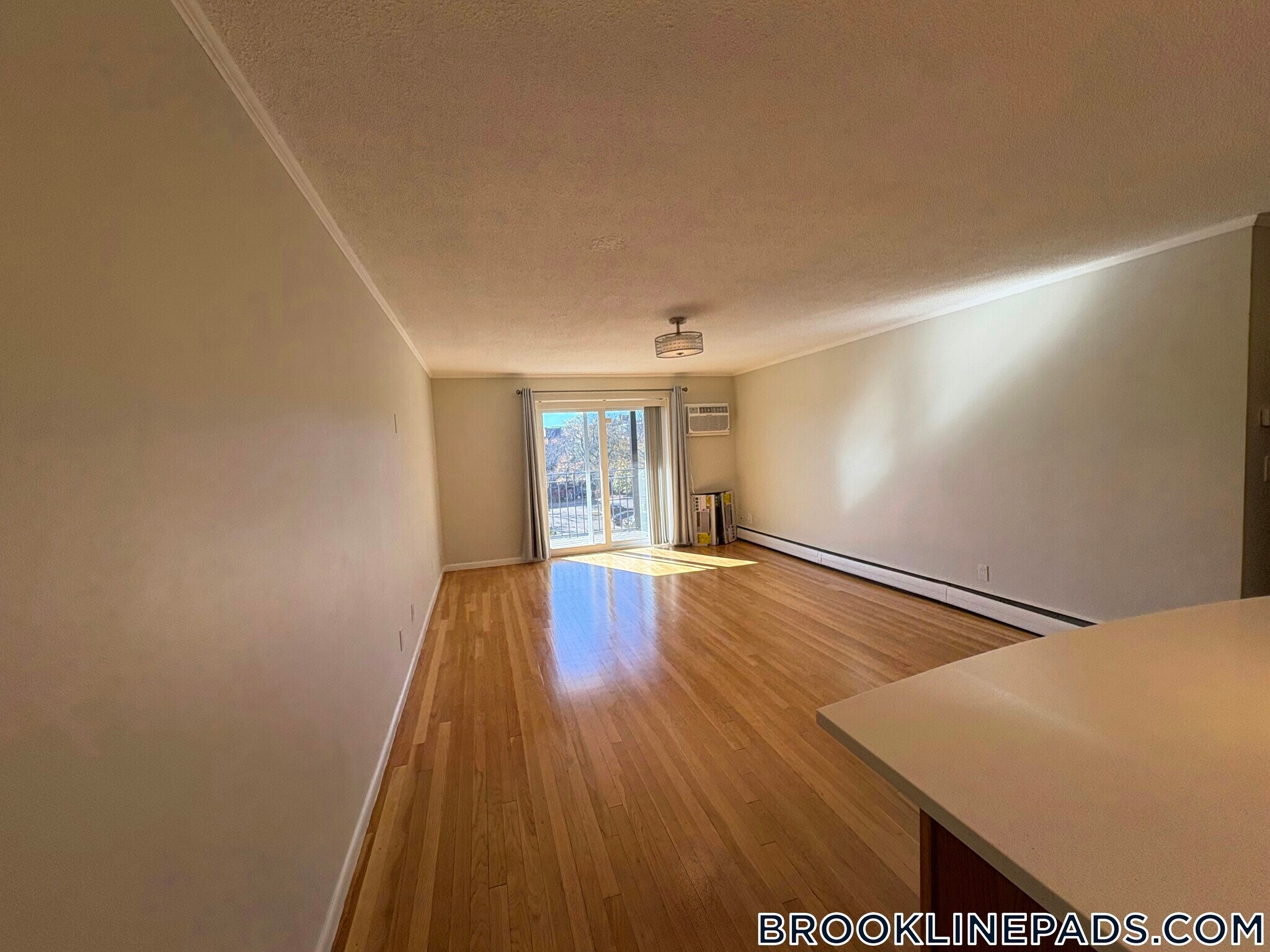 Building Photo - 50 Green St