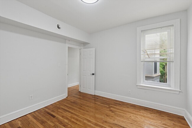 Building Photo - 1505 N 54th St