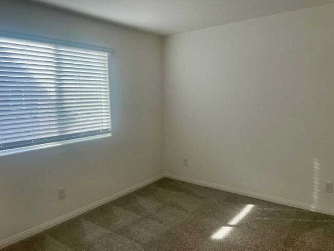 Building Photo - 12243 Radiant Sunrise Rd