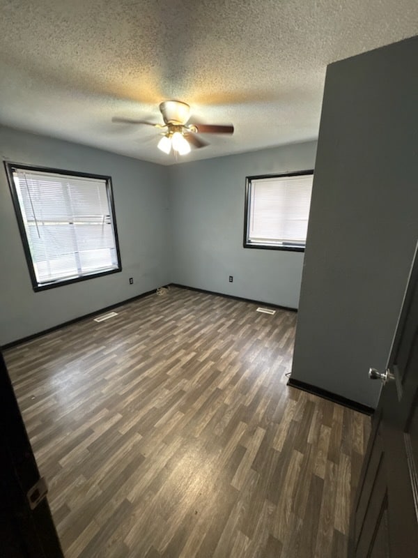 Building Photo - 116 Pinecrest Dr