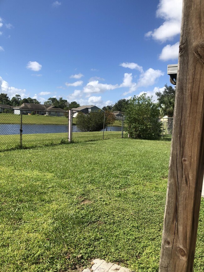 Building Photo - 456 Boxwood Ct