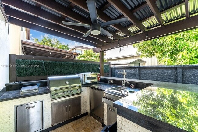 Building Photo - 11229 NW 44th Terrace