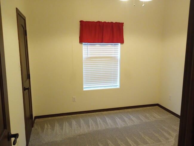 Building Photo - 1513 S 3rd St