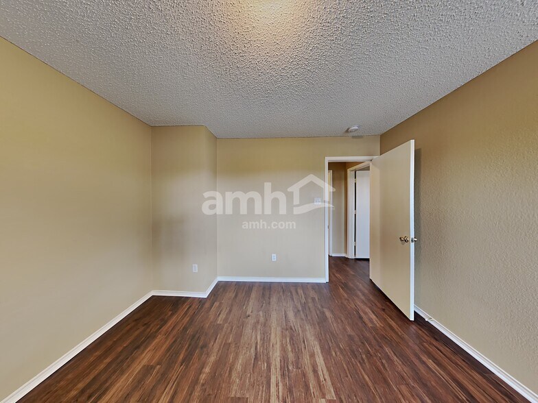 Building Photo - 4521 Quarry Cir