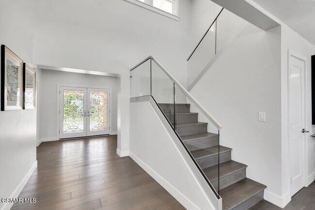 Building Photo - 4066 Calle Del Sol