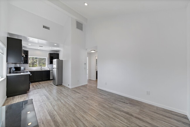 Building Photo - 4620 Eagle Rock Blvd