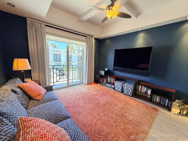 Building Photo - 1598 S Ocean Ln