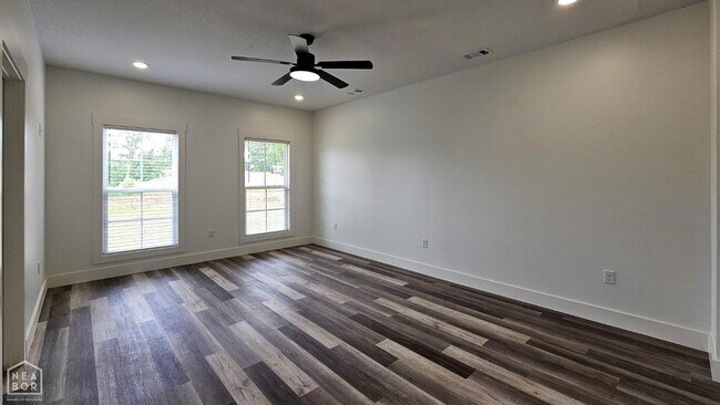 Building Photo - 4009 Stoke Dr