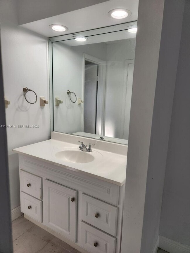 Building Photo - 3816 SW 68th Way