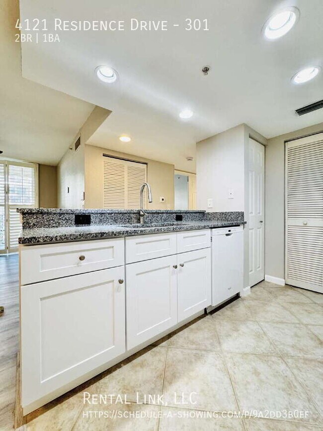 Building Photo - 4121 Residence Drive