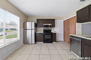 Building Photo - 6210 Valley Queen