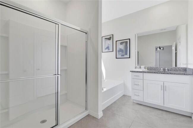 Building Photo - 7699 Oakmoss Loop