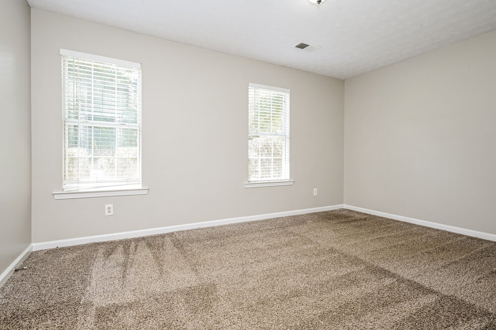 Building Photo - 215 Carlin Ct