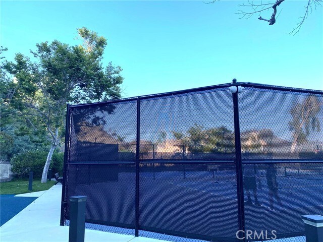 Building Photo - 1000 Calle Allegre