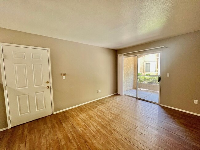 Building Photo - First-Floor Condo with Detached Garage in Gated Ranch Viejo
