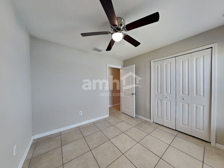 Building Photo - 10116 Carloway Hills Dr