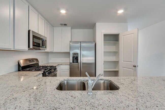 Building Photo - Lennar Villages – Canelo Floorplan