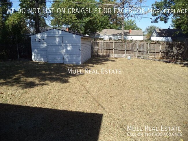 Building Photo - Affordable 2 bed 1 bath home on the NW sid...