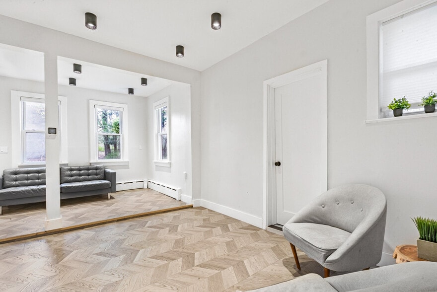 Primary Photo - 3 Coleman St