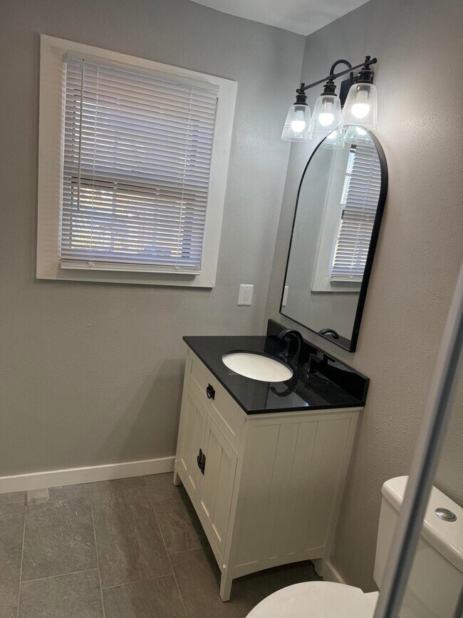 Building Photo - 4315 59th St