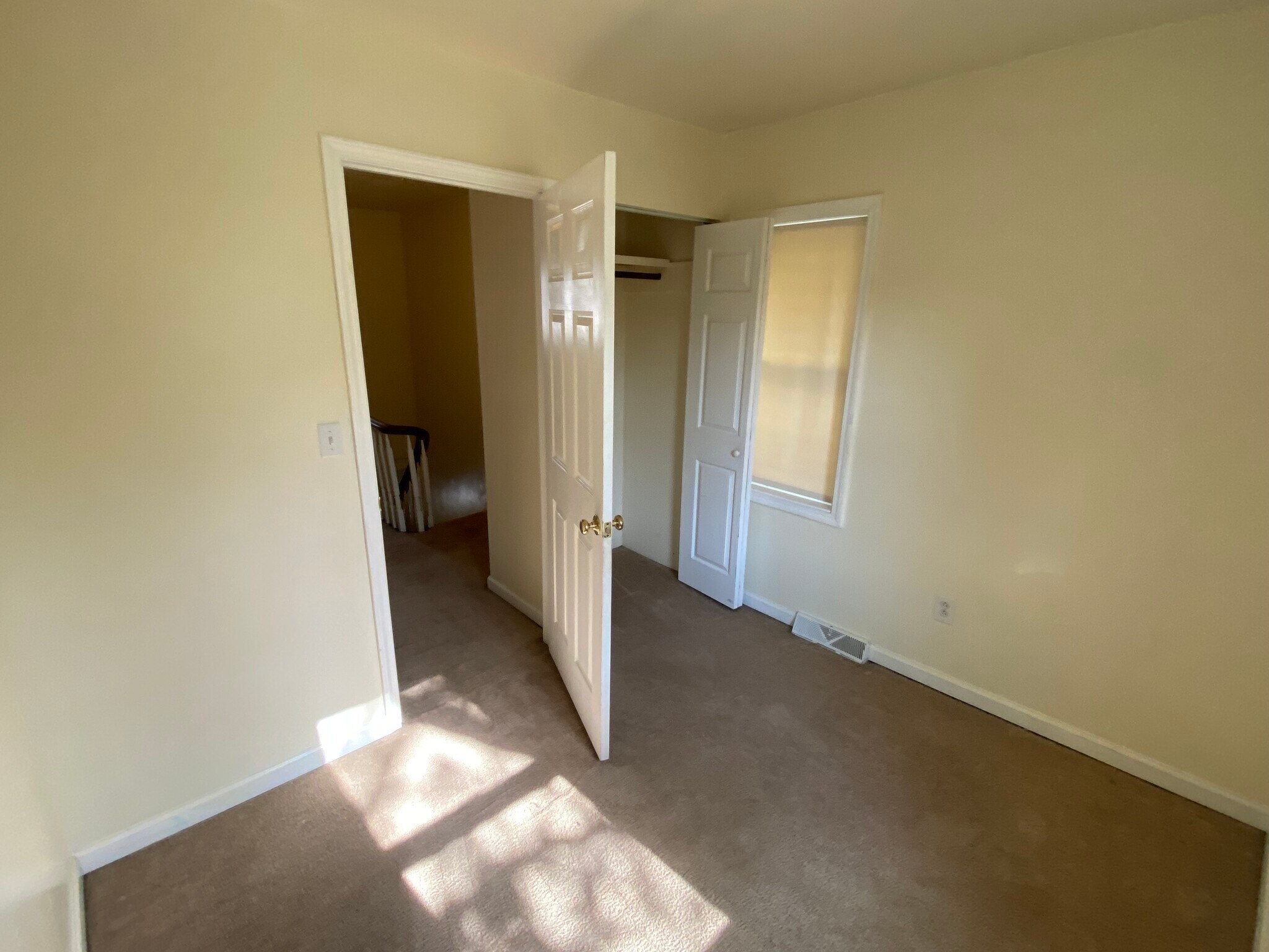 Building Photo - 314 Eicher Ave