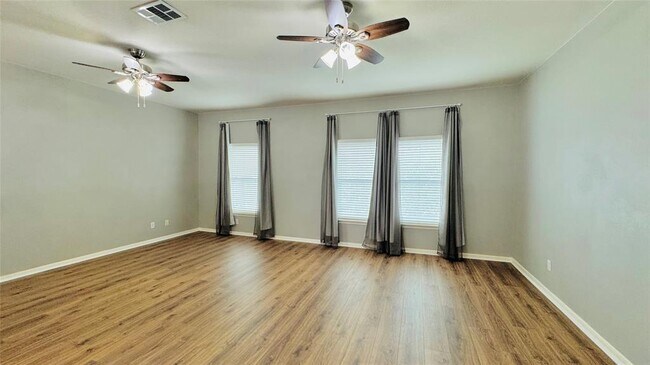 Building Photo - 401 Witte Rd