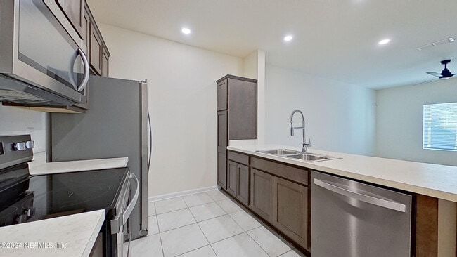 Building Photo - 86624 Mainline Rd