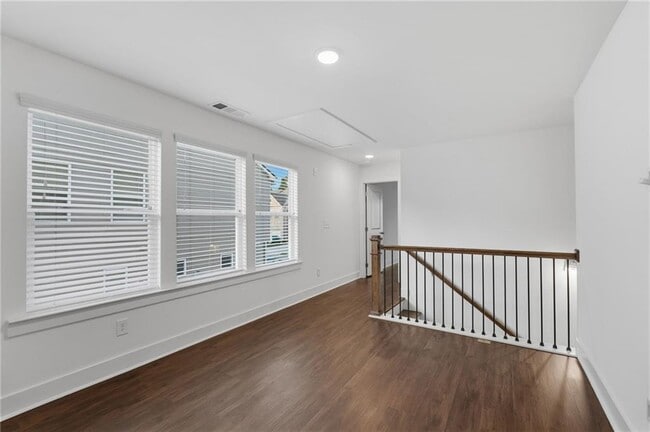 Building Photo - 2244 Mulsanne Dr