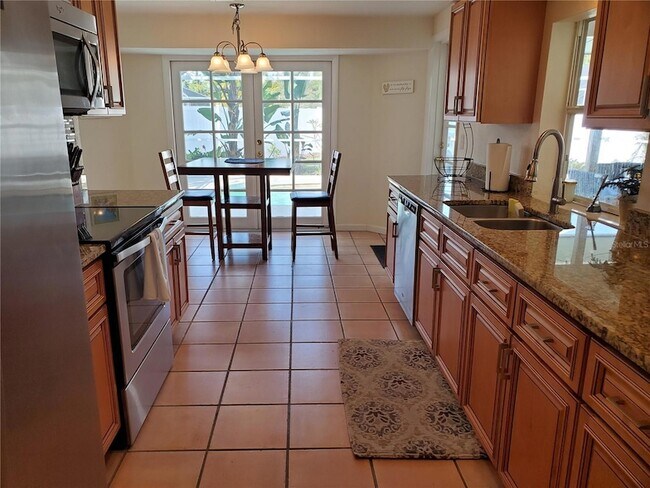 Building Photo - 2745 Cardwell Way