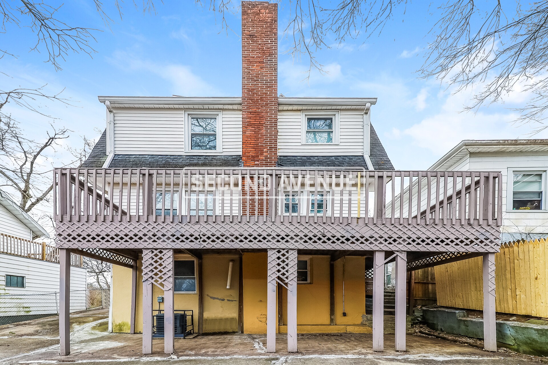 Building Photo - 3157 Sunshine Ave