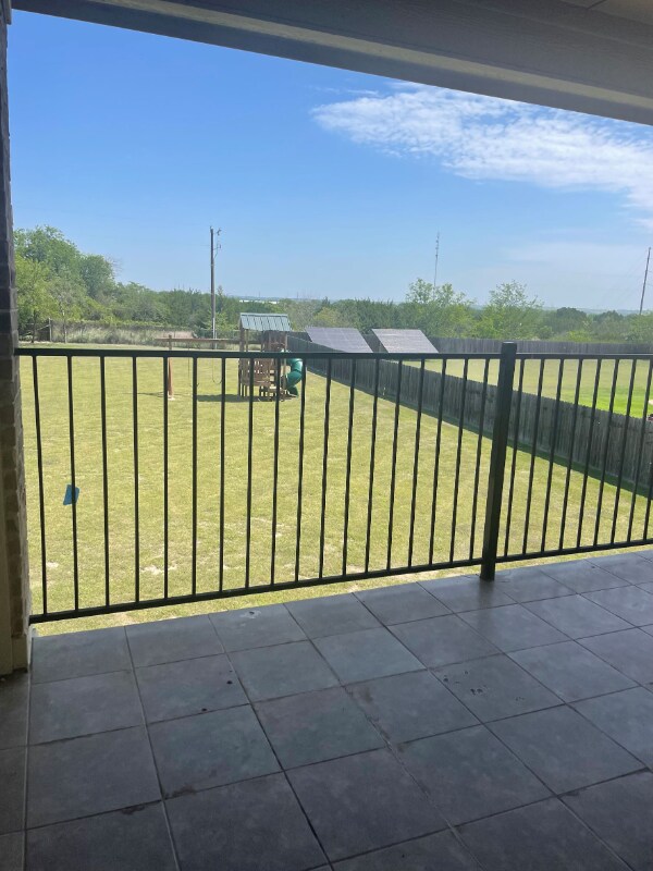 Building Photo - 811 Blue Quail Dr