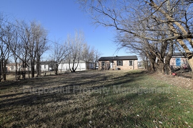 Building Photo - 2924 SW 51st St